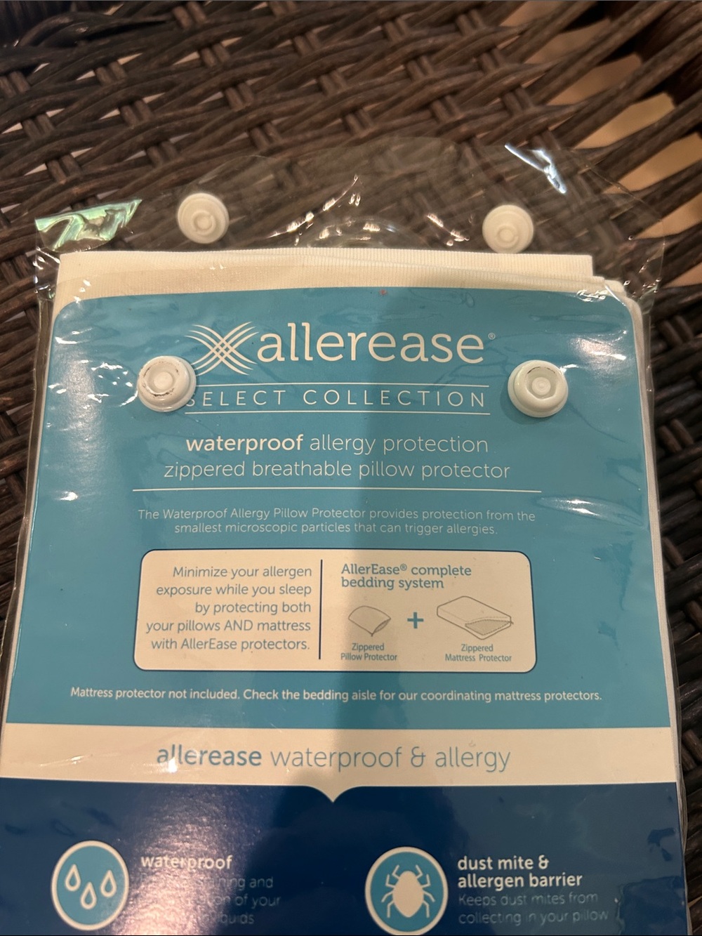 M215 Allerease Waterproof King Pillow Protector - White - Picture 4 of 6